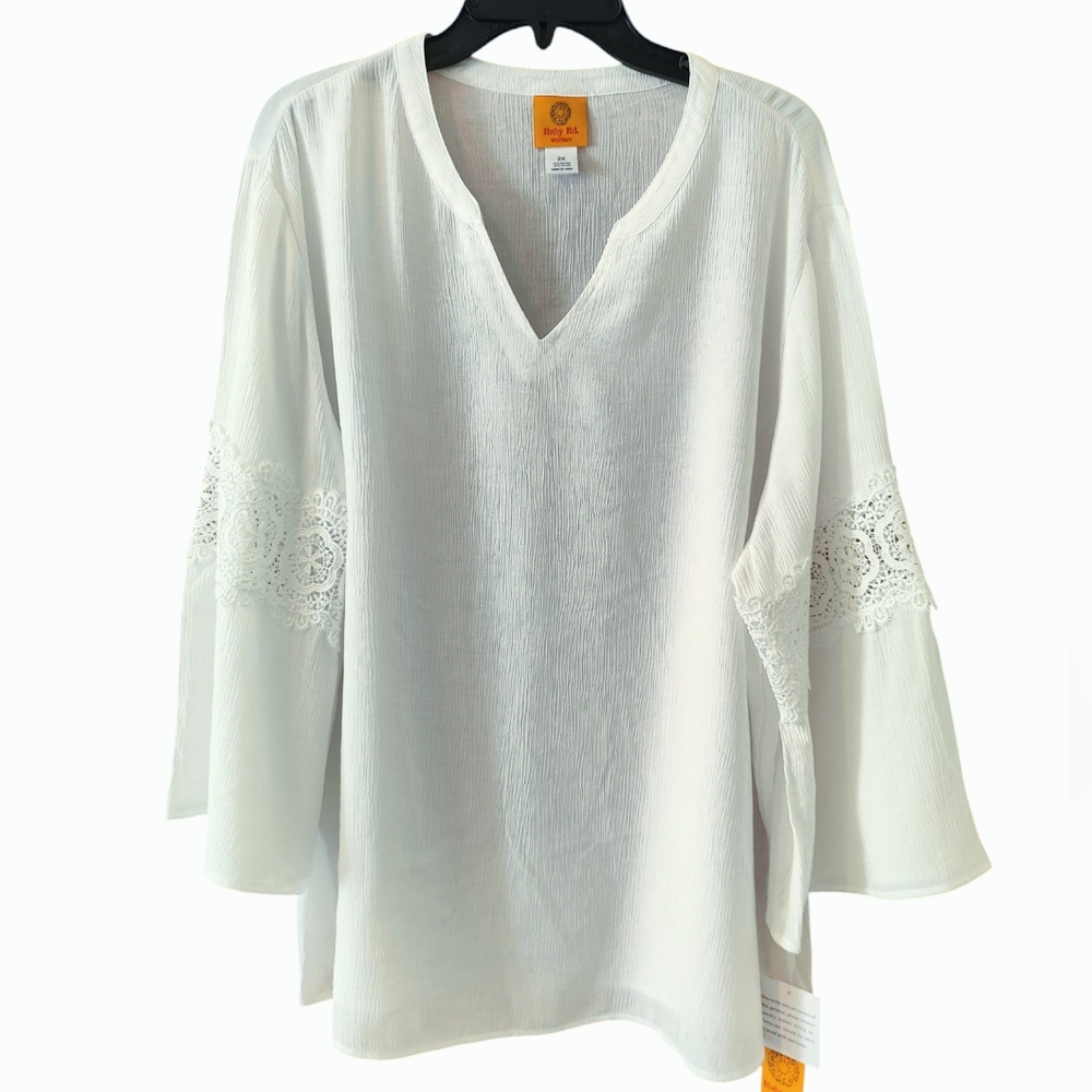 Ruby Rd. White Bell Sleeve Lace Inset Tunic